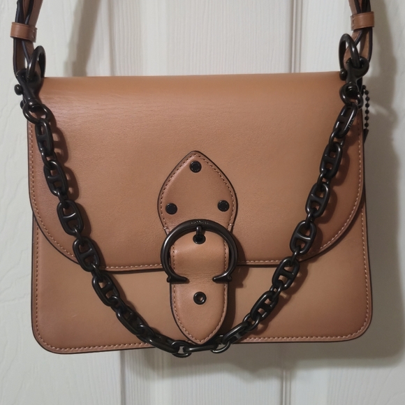Coach Beat Bag - Picture 2 of 15